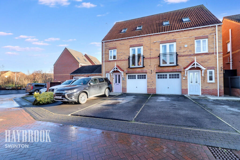 Main image of property: Comrades Place, Goldthorpe