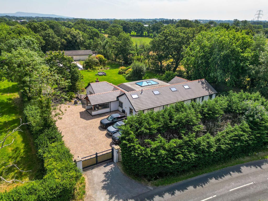 Main image of property: Oakfields, 197 Runshaw Lane, Euxton PR7 6EY