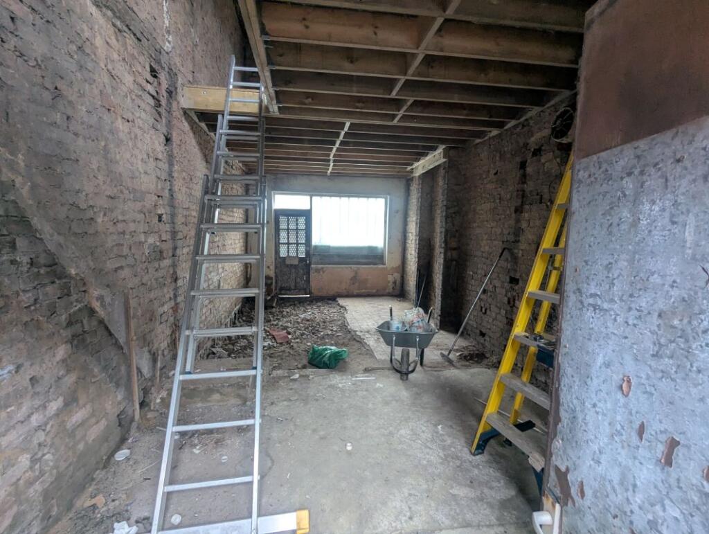 House in Stoke-on-Trent, Longport - View 3