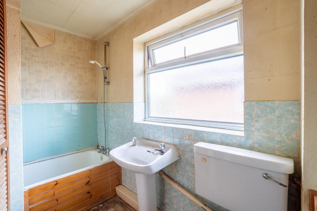 , Almond Tree Avenue, Carlton, North Yorkshire, DN14 9QR, Carlton photo 4