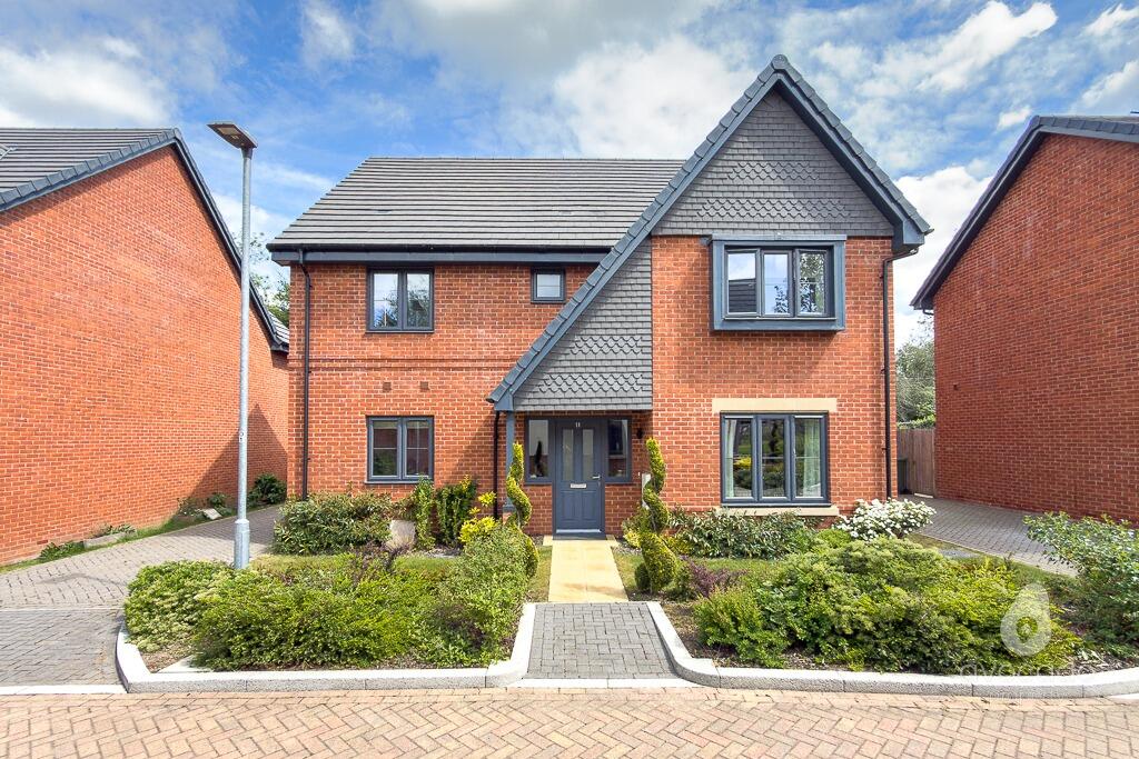 House in Binfield, Amen Corner (North), Temple Park