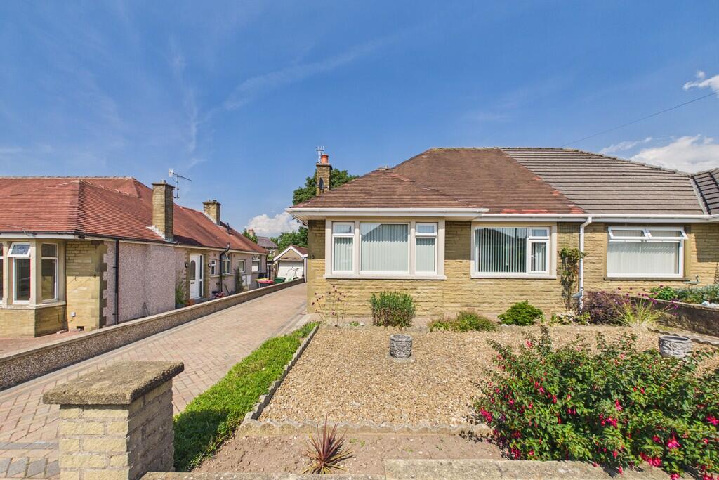 Main image of property: 10 Kendal Drive, Torrisholme, Morecambe, LA4 6NE