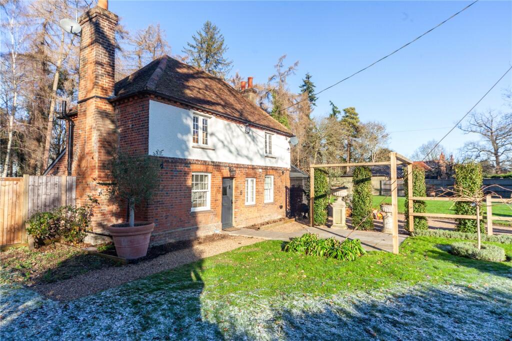 Main image of property: Cromer Hyde Lane, Lemsford, AL8