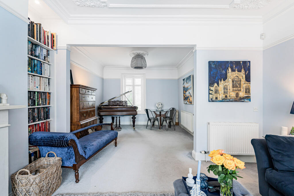 House in Cheltenham, Bath Road Shops, Tivoli - View 5