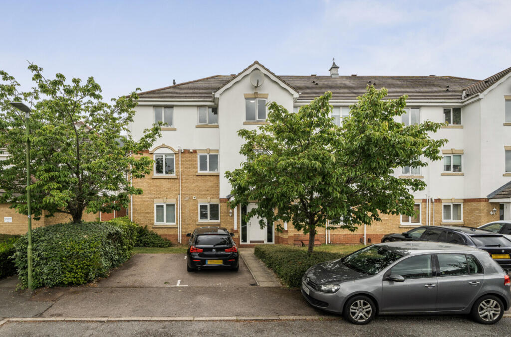 Main image of property: Basildon Close, Watford WD18 8WL