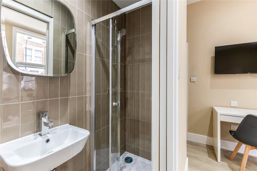 Apartment in London, Shepherd's Bush - View 5