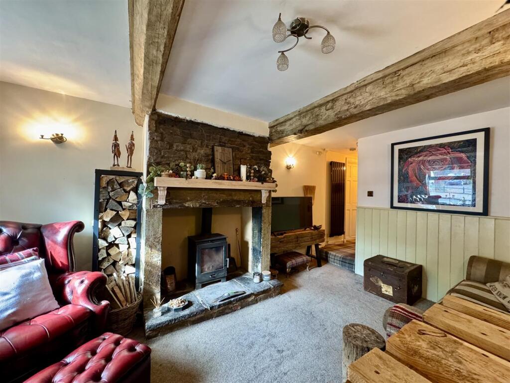 Westgate, Almondbury, Huddersfield, HD5 8XJ - View 3