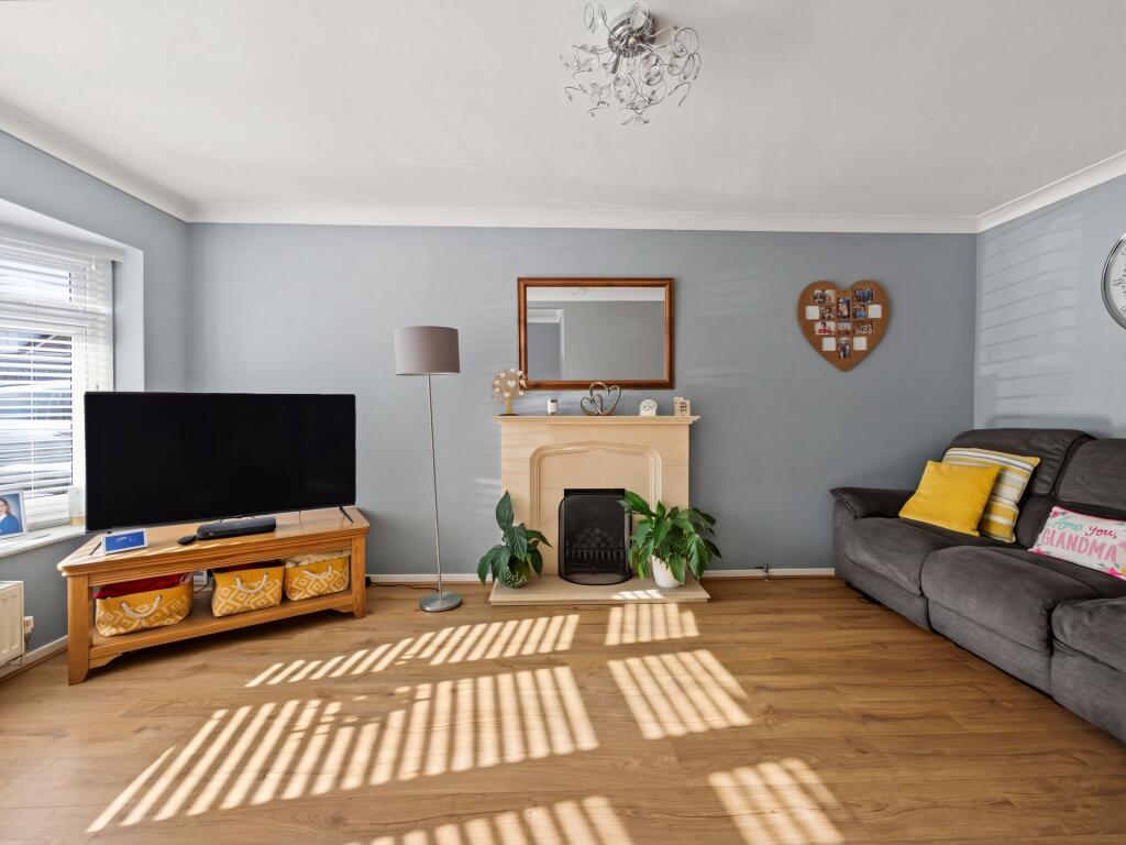 House in Brentwood, Essex - View 3