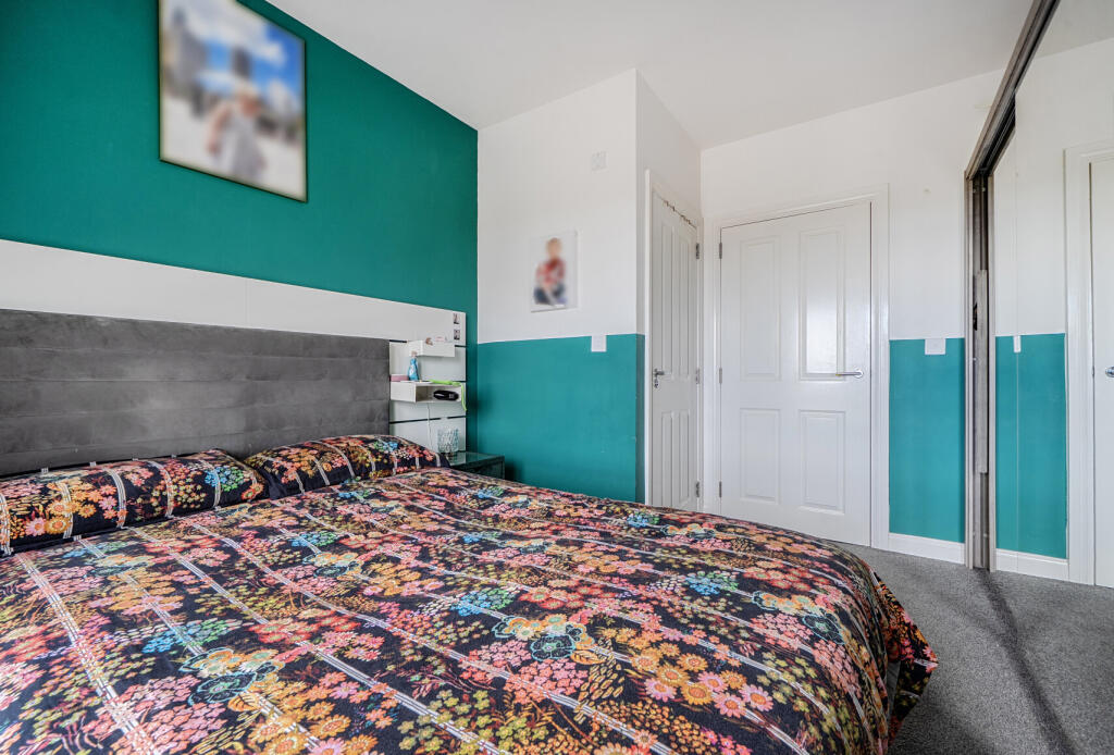 Apartment in Bristol - More