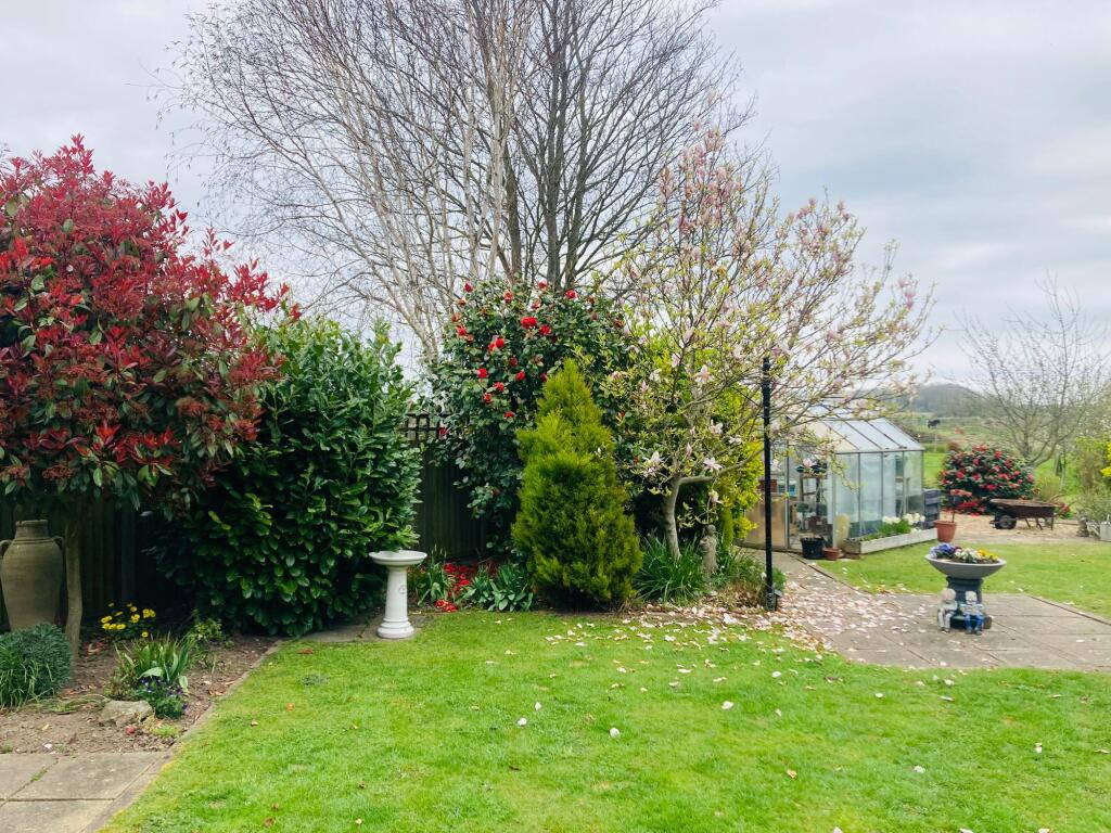 House in Dover, Hacklinge, Worth - View 2