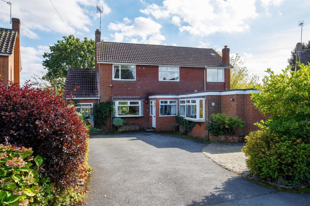 Main image of property: Elmdene Close, Hatton Station, Warwick