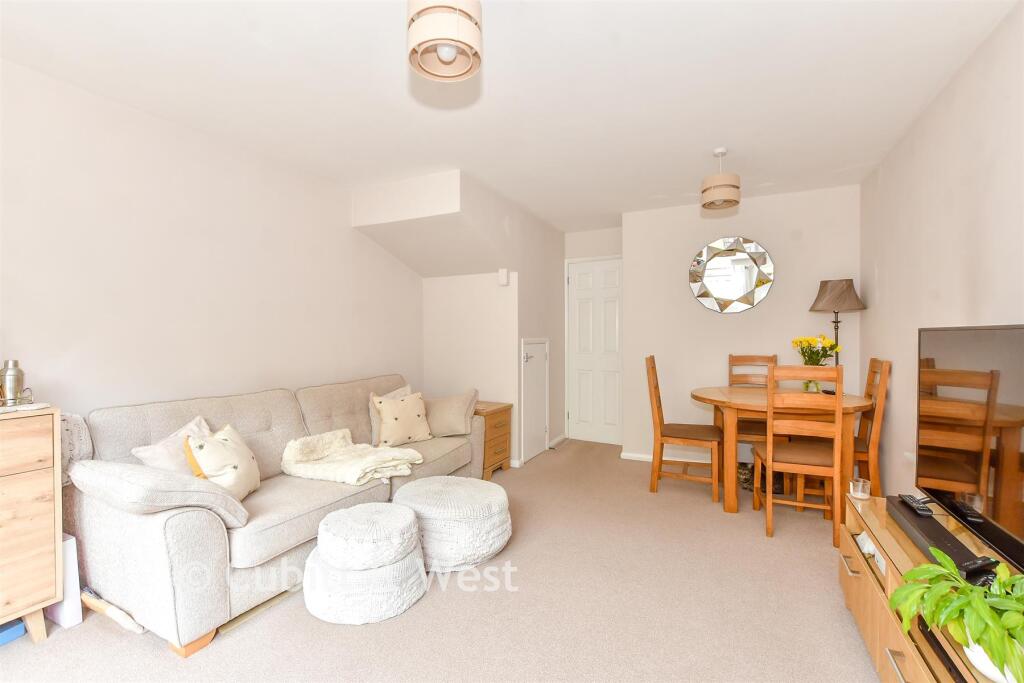 House in Clanfield, Horndean - View 5