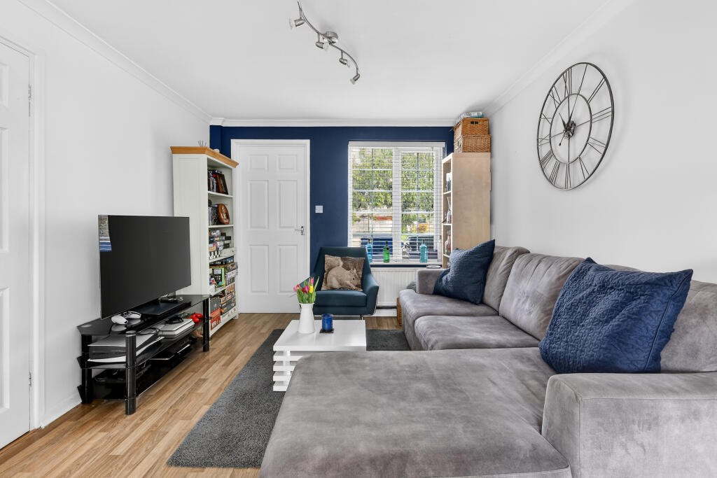 House in Winkfield, Martin's Heron - View 4