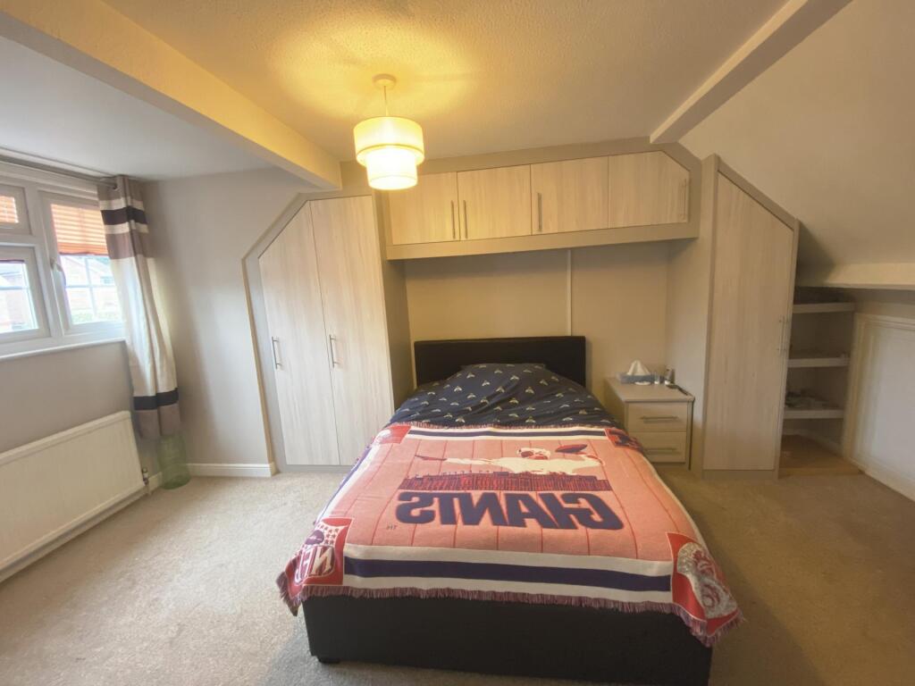 House in Watford - View 5