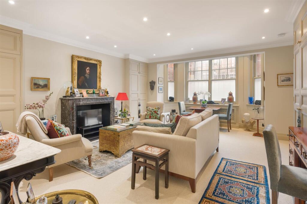 Main image of property: Egerton Gardens, Knightsbridge, SW3