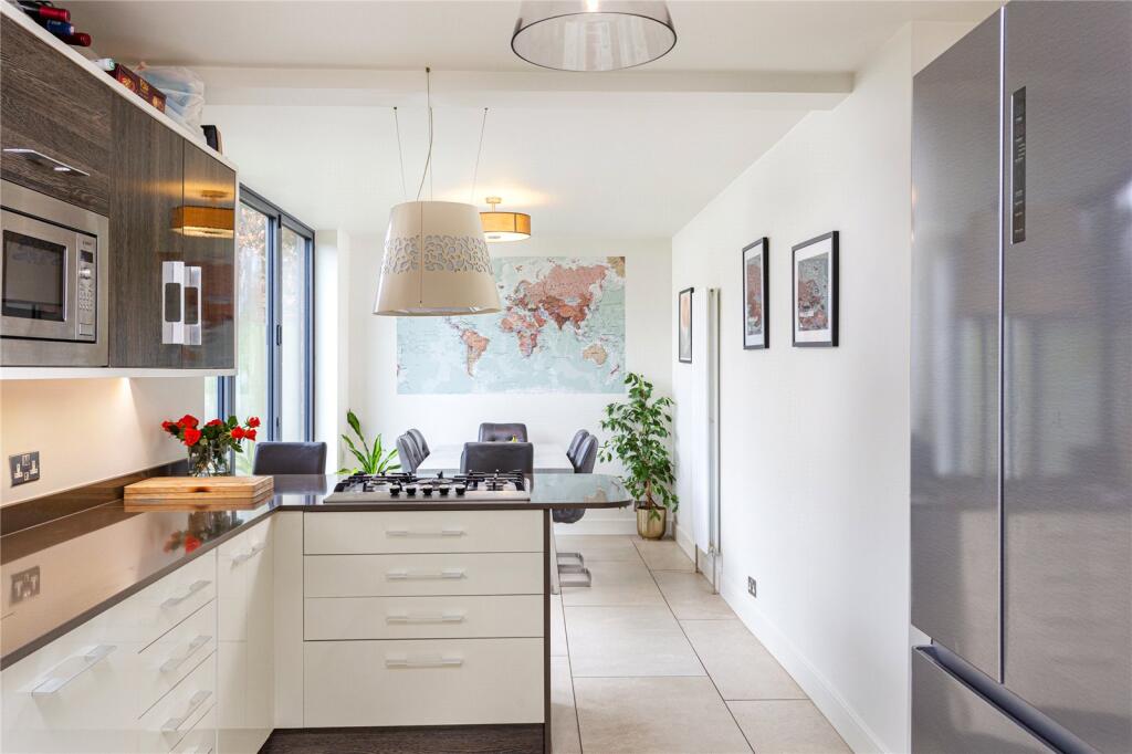 Oak Tree Close, Strensall, York, YO32 photo 3