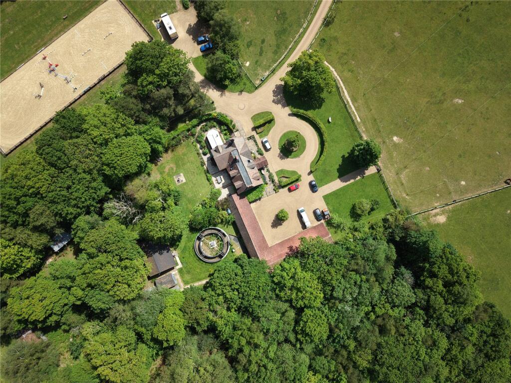 House in Wealden, Heathfield and Waldron - View 4