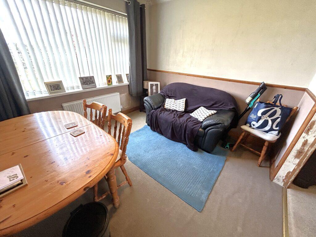 House in Kirklees, Towngate, Mirfield - View 4