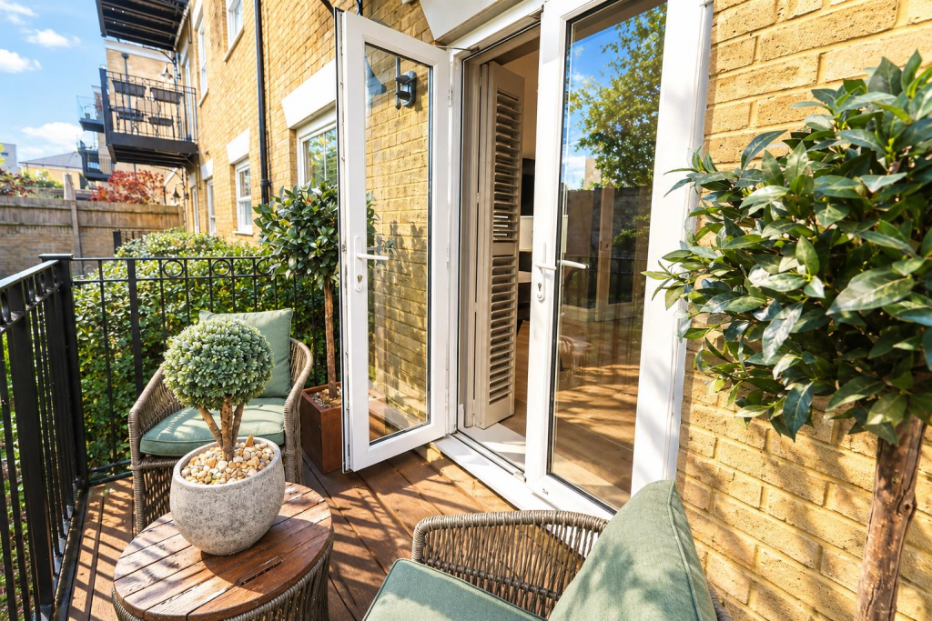 Apartment in Tunbridge Wells, Royal Wells Park, St James - View 5