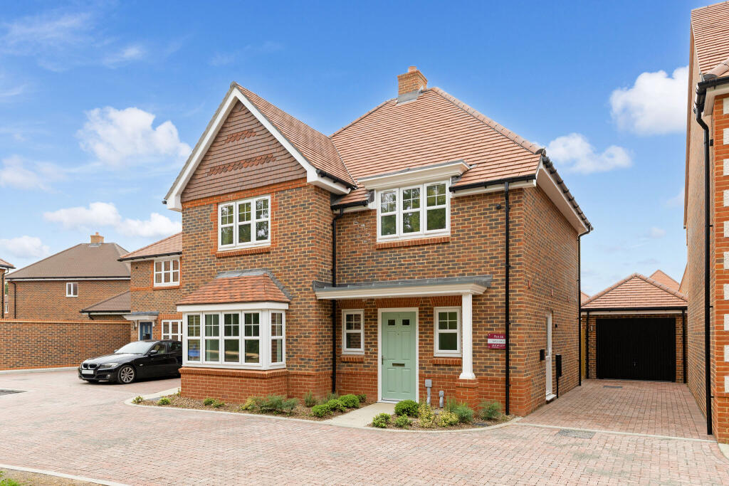 Main image of property: The Oaks at Willow Fields, Alfold, Cranleigh, GU6