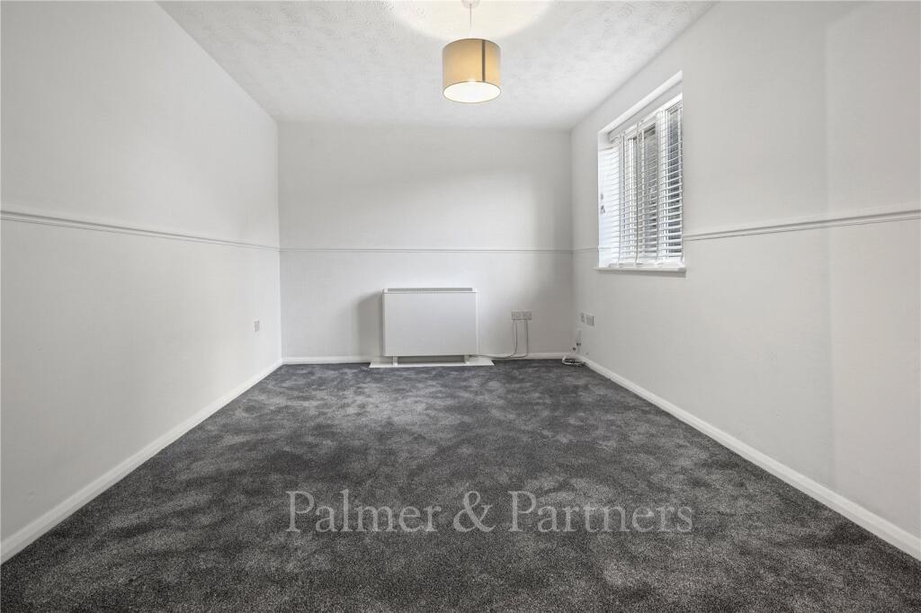 Apartment in Colchester - View 4