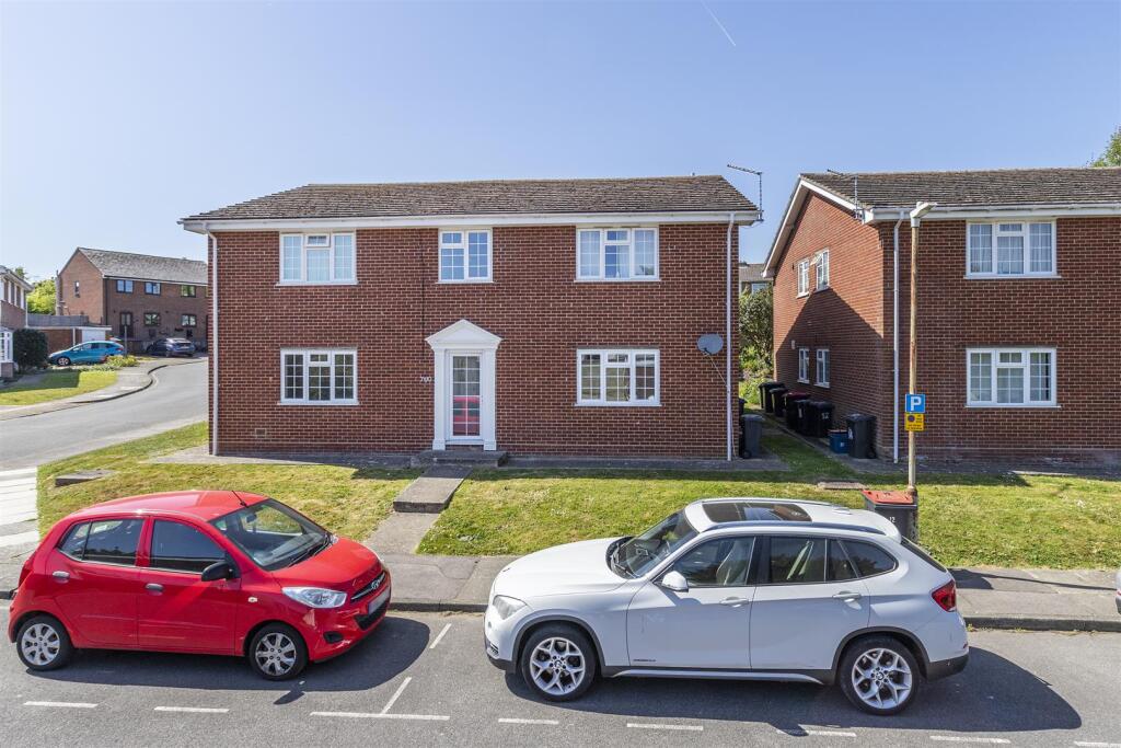 Main image of property: Roseacre Close, Canterbury
