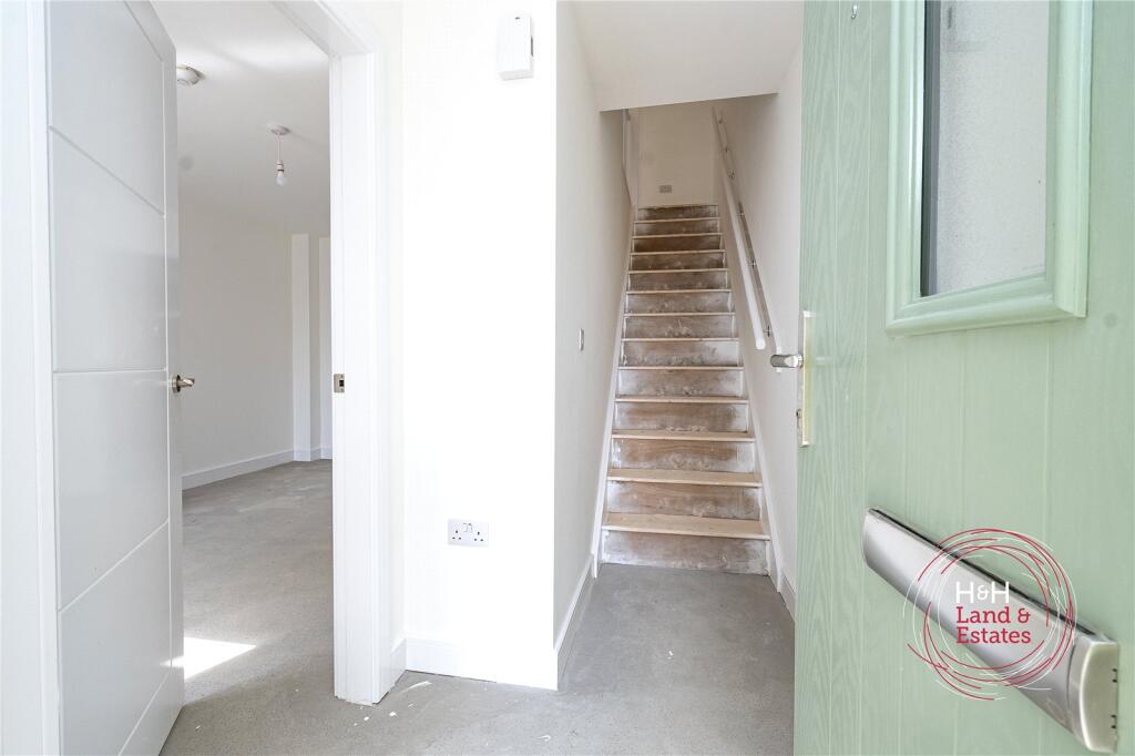 8 Swift Close, Staveley, Kendal photo 3