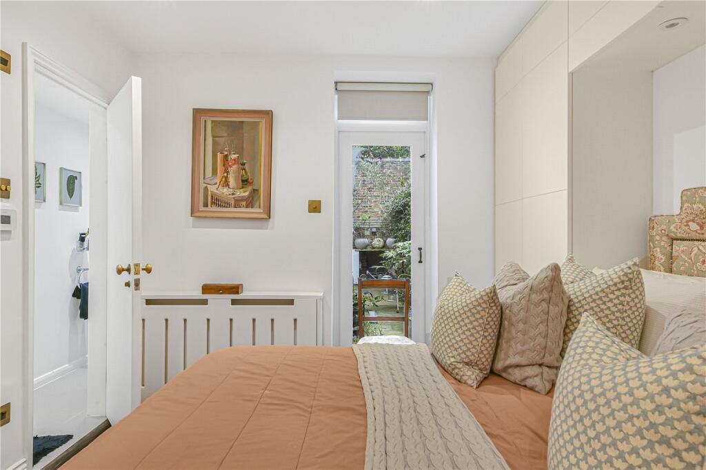1 bedroom maisonette for rent