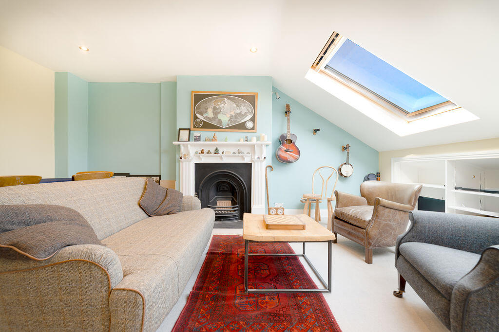 Apartment in London - View 5