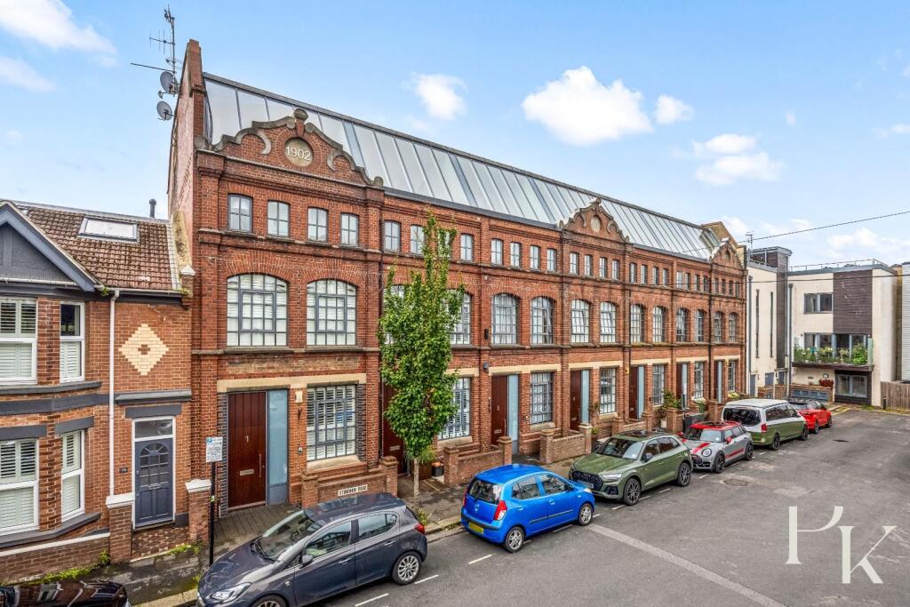 Main image of property: Stoneham Road, Hove