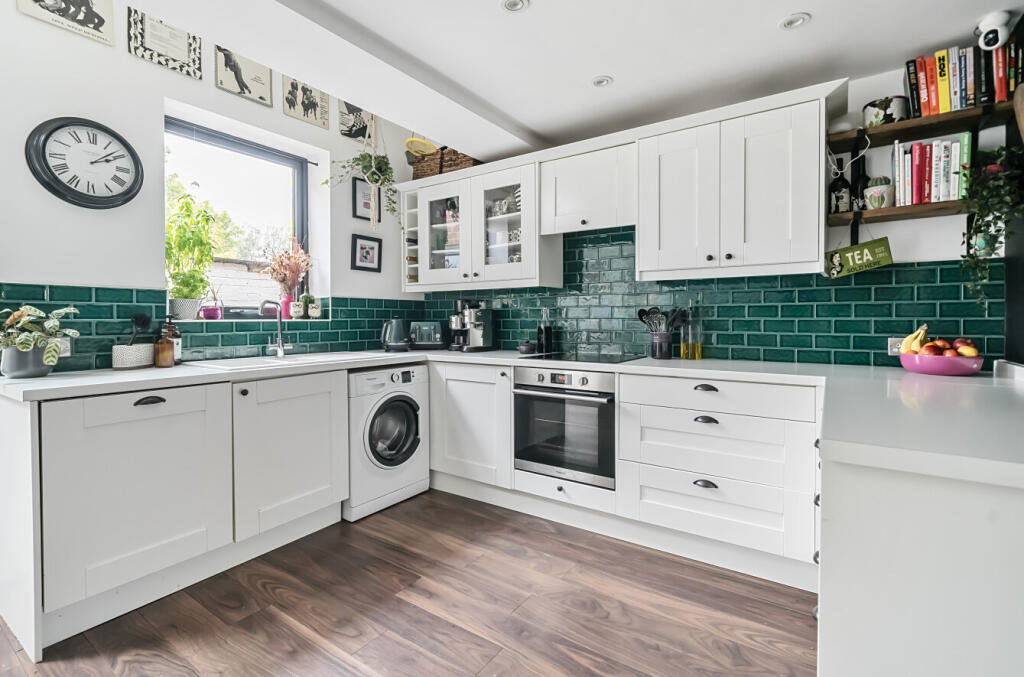 House in Winchester, Hampshire - View 3