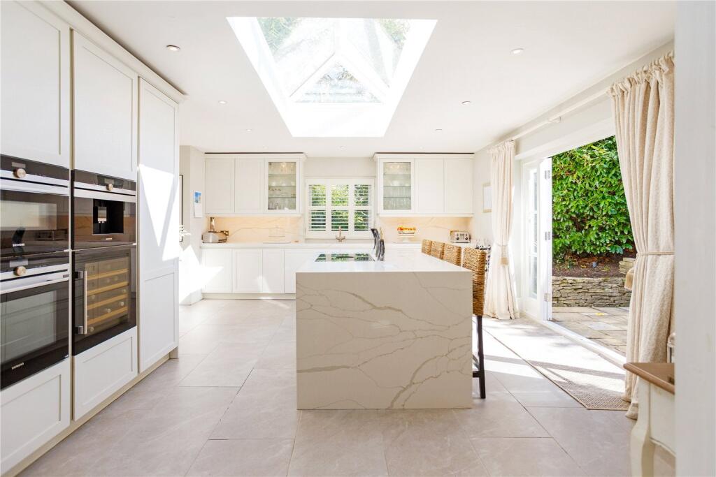 House in Redhill - View 5