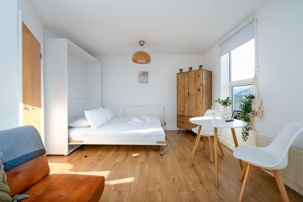 Main image of property: Bakers House, Old Ford Road, E3