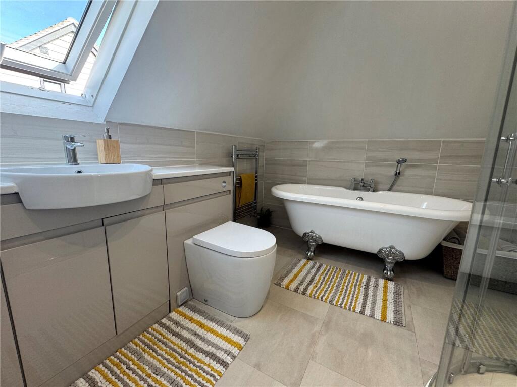 House in Fareham, Heathfield - View 3