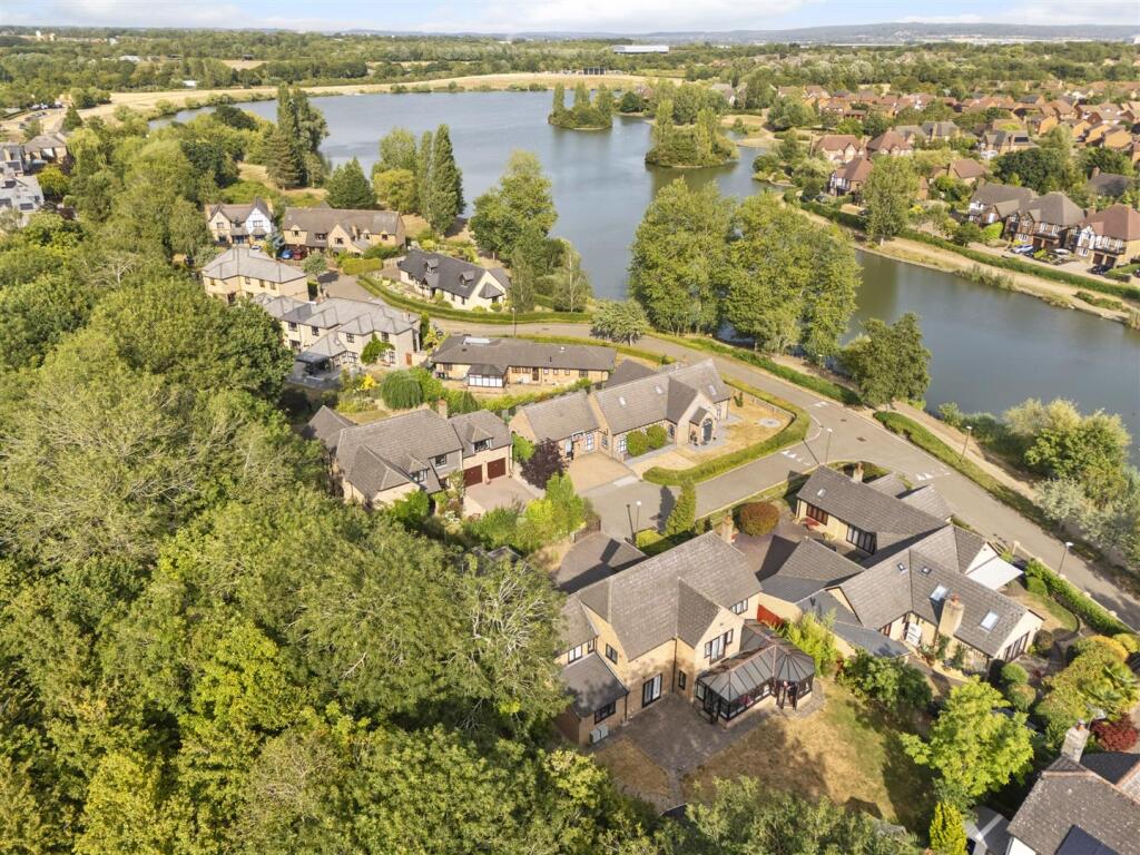 House in Milton Keynes - View 2