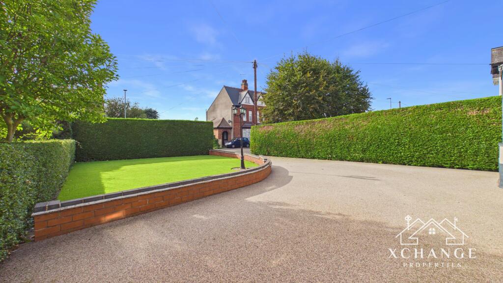 House in Leicester - More