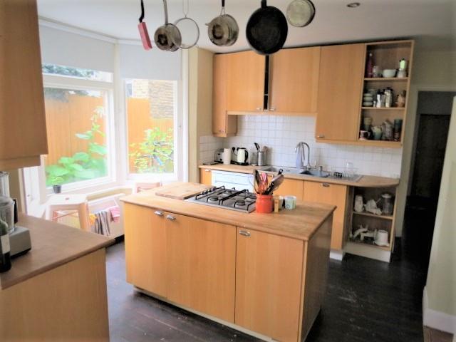 House in London, Bellenden - More