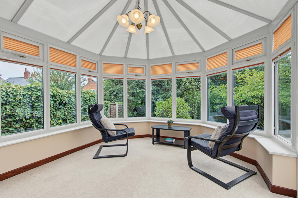 House in Wakefield, Lupset - View 3