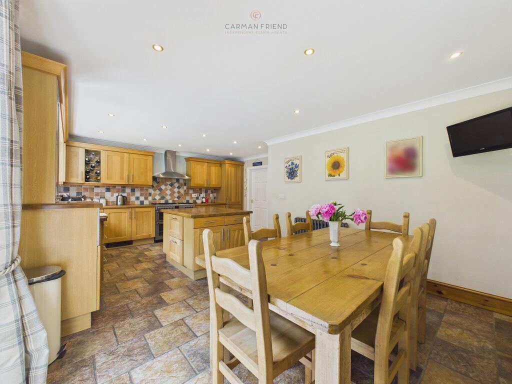Chester Road, Broughton, CH4 - More