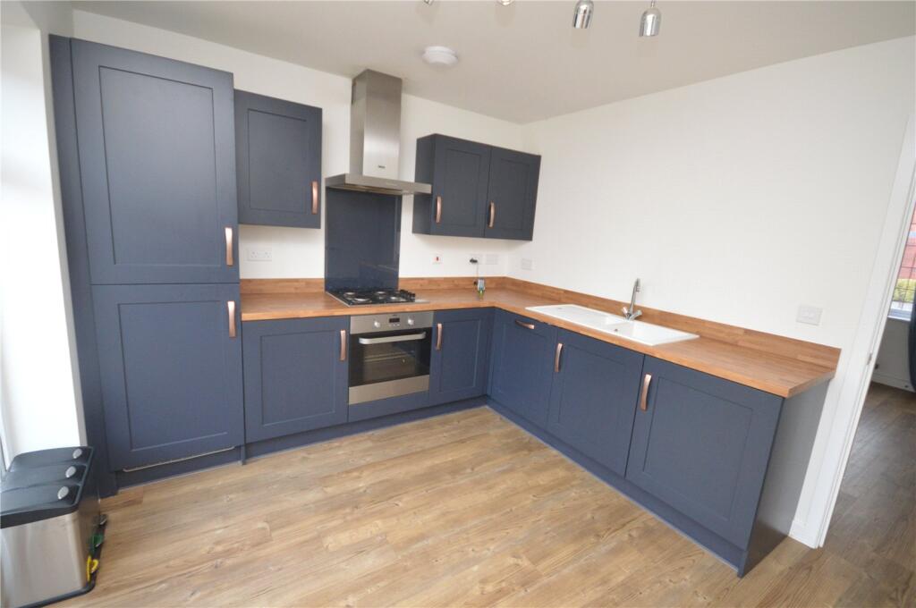 Carnation Drive, Bridgwater, Somerset, TA5 photo 4