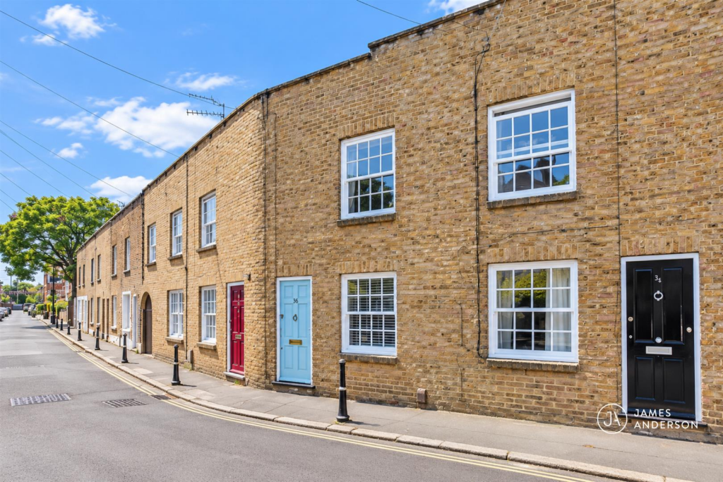 Main image of property: Queens Road, East Sheen, SW14