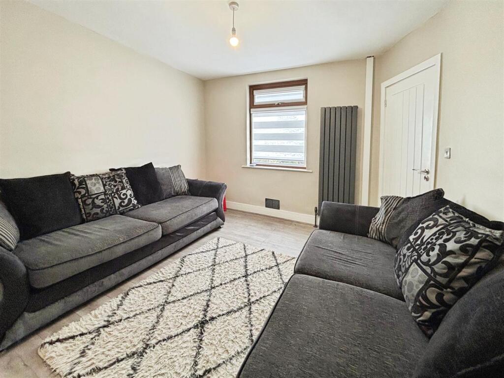 Additional image 7 of Halifax Road, Bradford, BD6 1JH