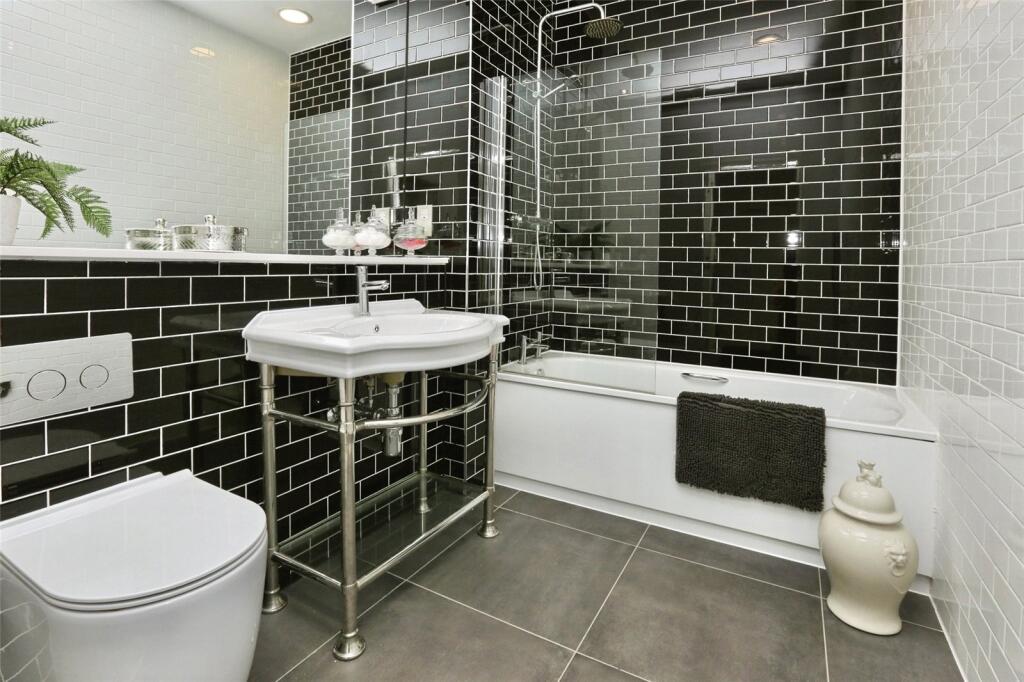 C11 Canada House, Royal Haslar, Gosport, Hampshire, PO12 - View 4