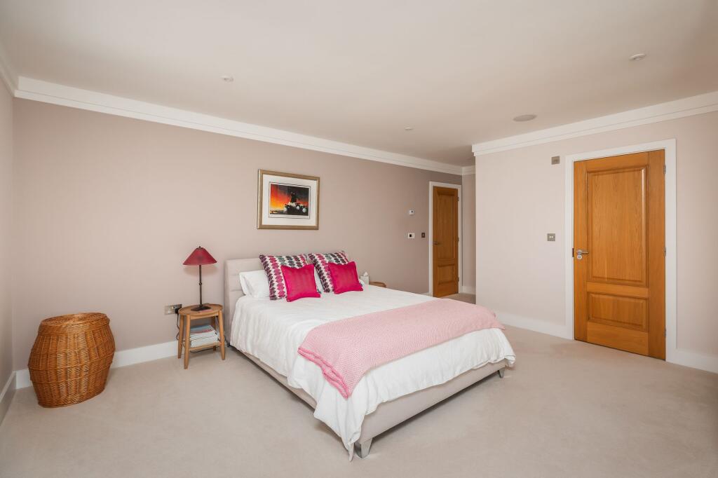 Additional image 11 of Cliff Drive, Canford Cliffs, Poole,  BH13 7JD