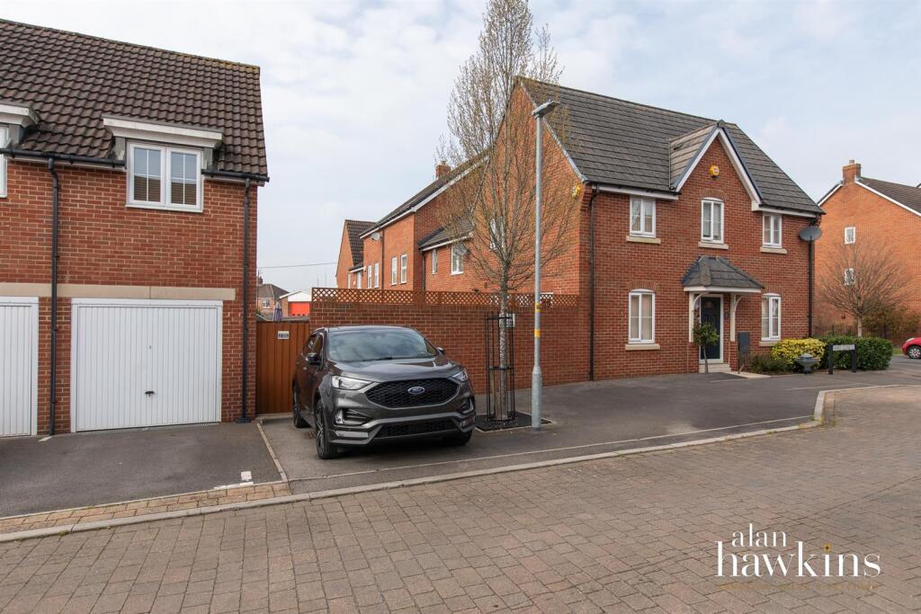 Main image of property: Hart Close, Royal Wootton Bassett