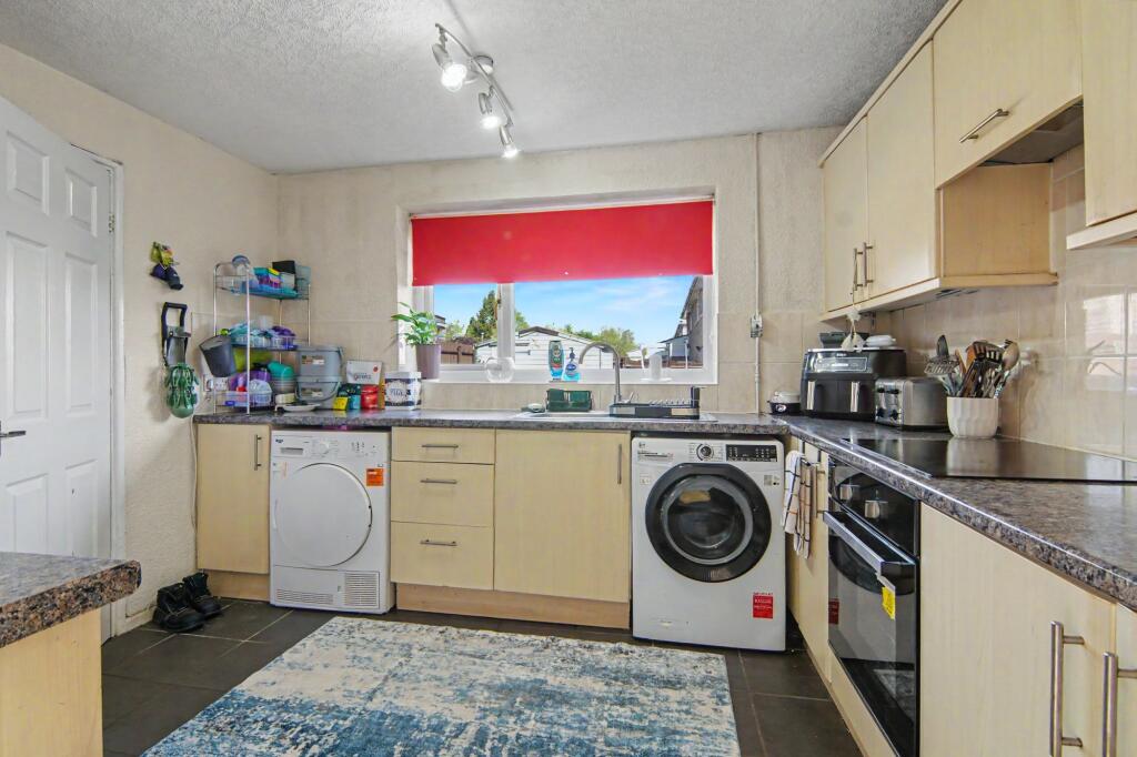 House in Coventry, Bedworth Heath - View 3