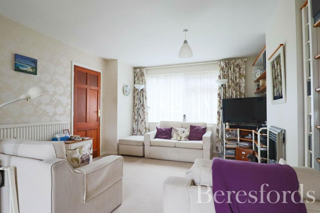 St. Catherines Road, Chelmsford, CM1 - View 3
