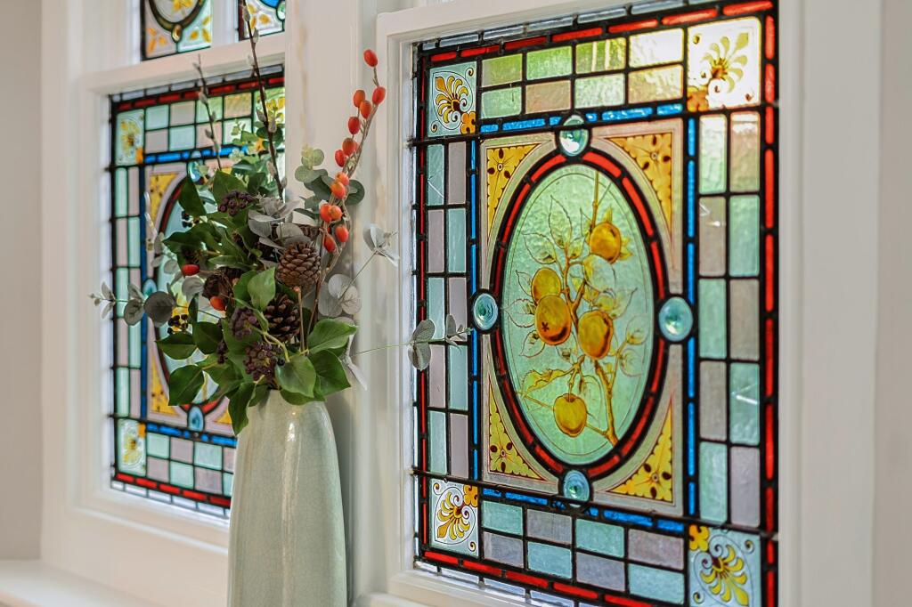 6 bed detached - Red Lodge, Clevedon, BS21 - magnificent Victorian villa in sought after location image 4