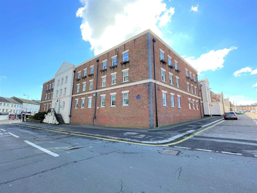 Main image of property: Stratfield House, Birchett Road