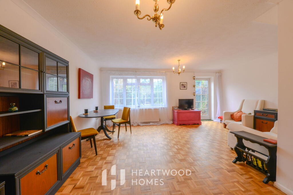 Camlet Way, St. Albans, AL3 4TL photo 3
